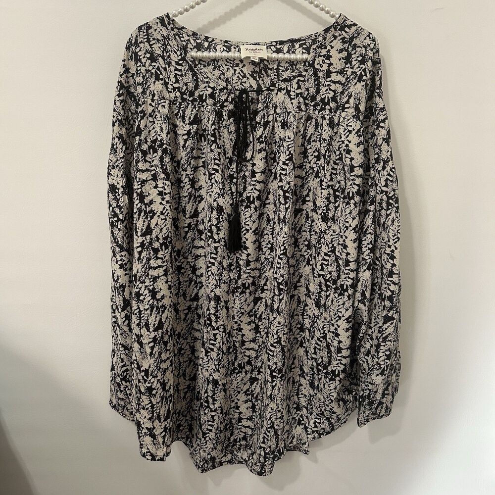 Hayden Los Angeles Womens Plus Size 1X Peasant Blouse Floral Tassel Tie Boho
